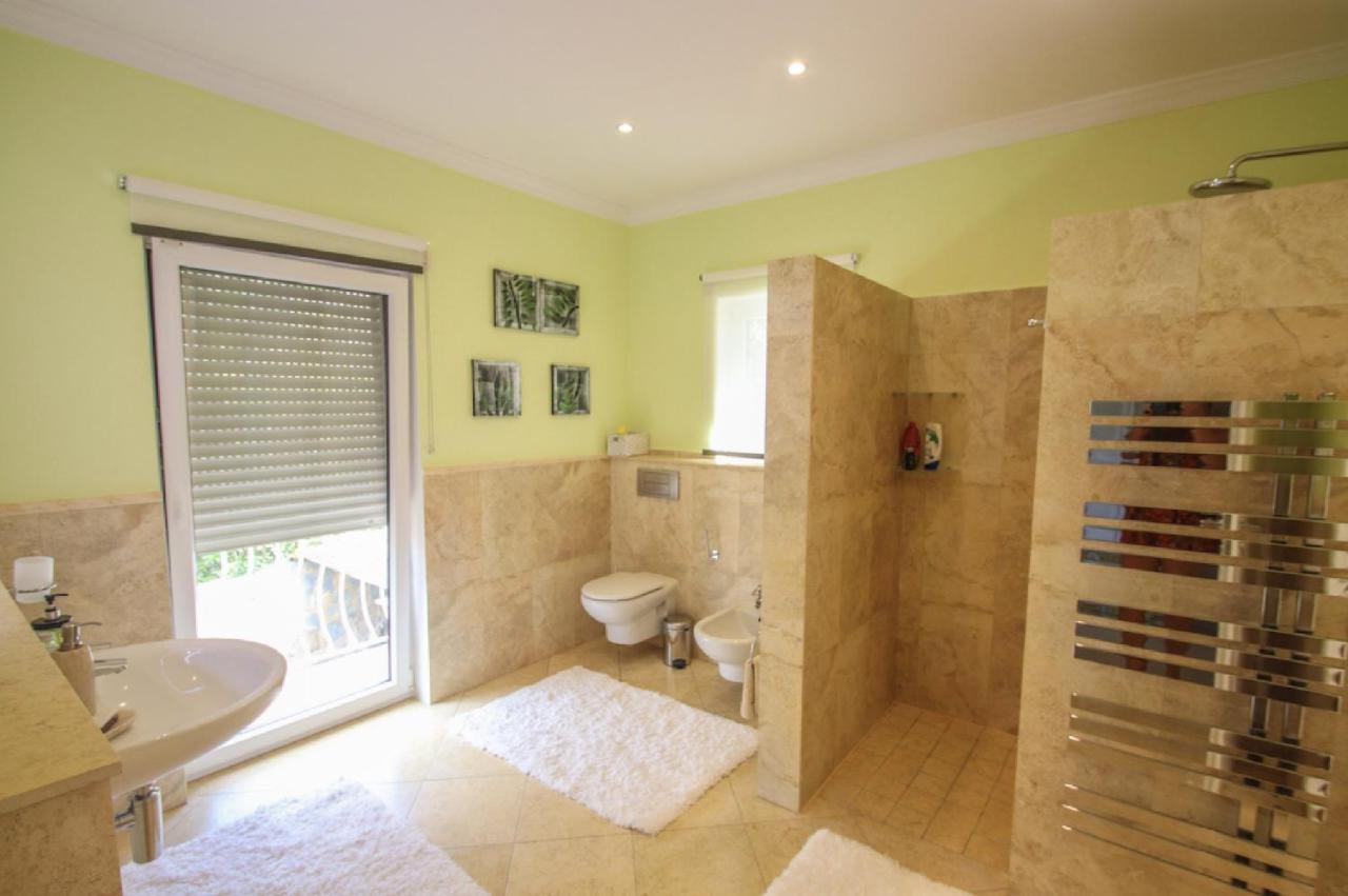 Villa Svim, Walking Distance To The Beach! Marbella Exterior photo